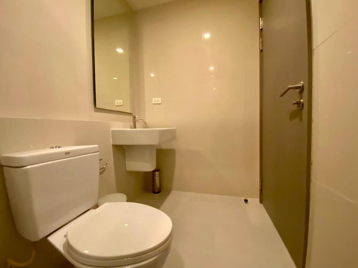 The Base By Fantasea Beach Appartement Pattaya Buitenkant foto