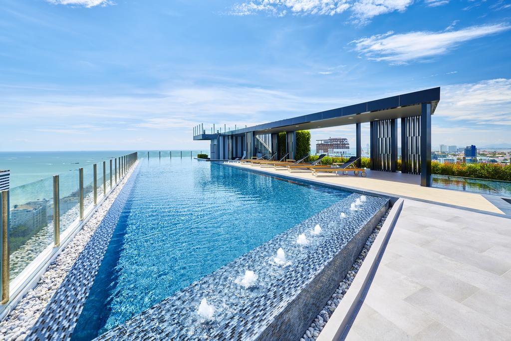 The Base By Fantasea Beach Appartement Pattaya Buitenkant foto
