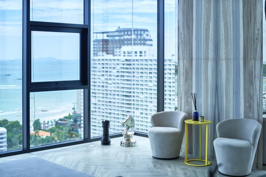The Base By Fantasea Beach Appartement Pattaya Buitenkant foto