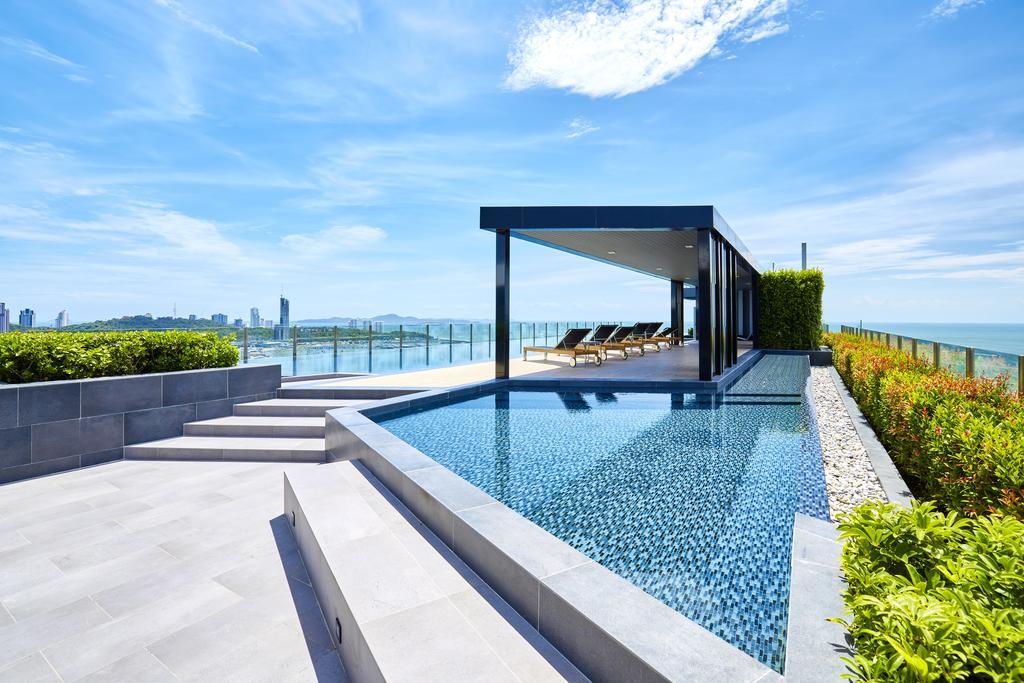 The Base By Fantasea Beach Appartement Pattaya Buitenkant foto