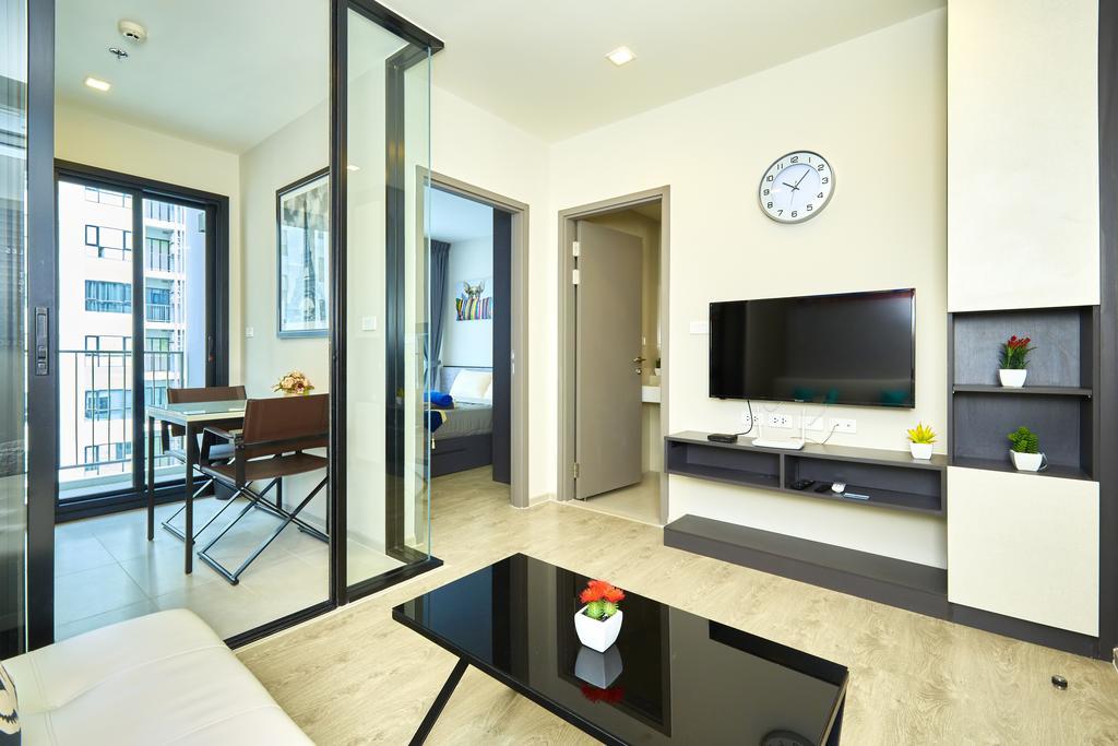 The Base By Fantasea Beach Appartement Pattaya Buitenkant foto